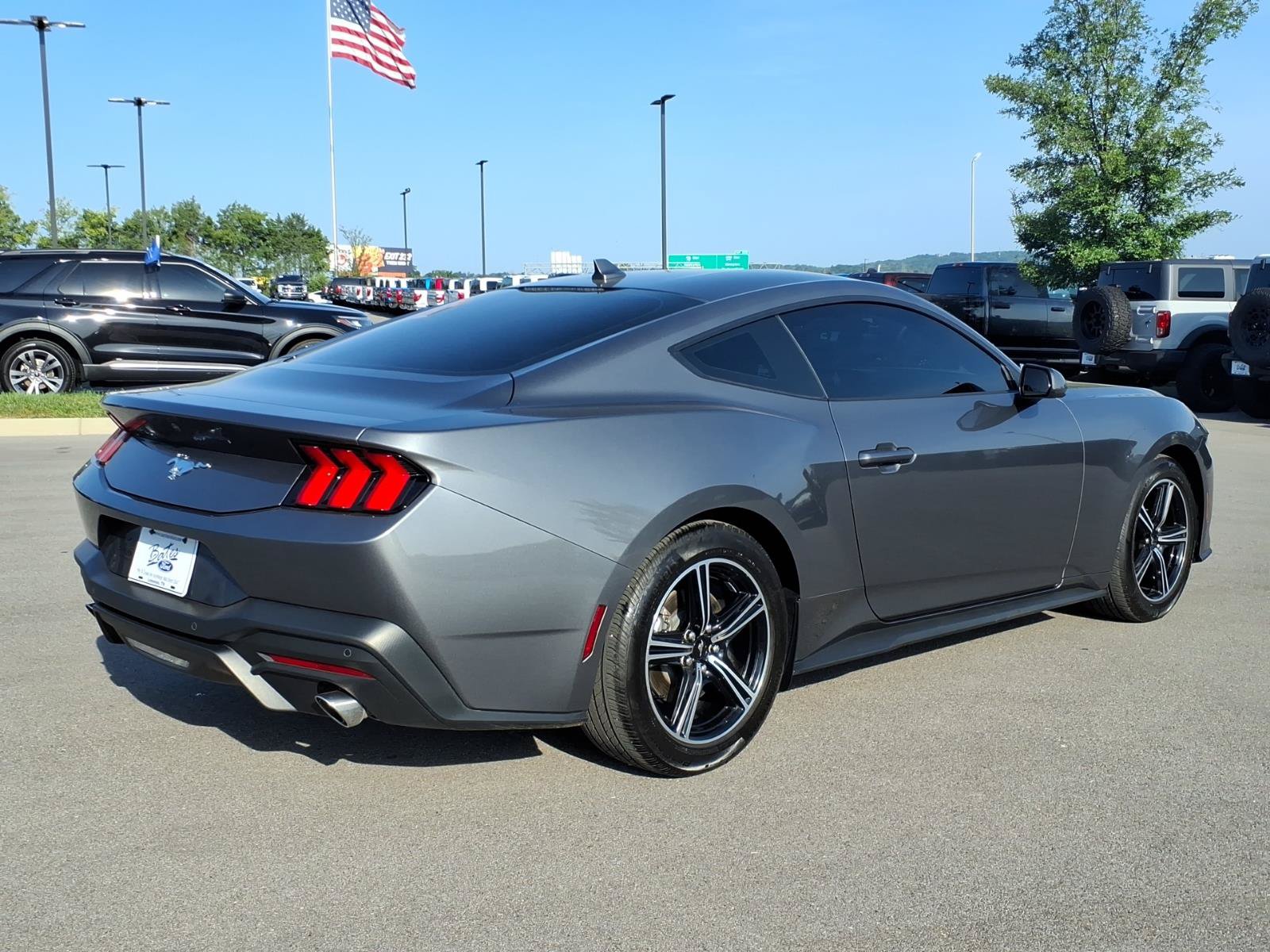 Certified 2025 Ford Mustang Coupe RWD image 3