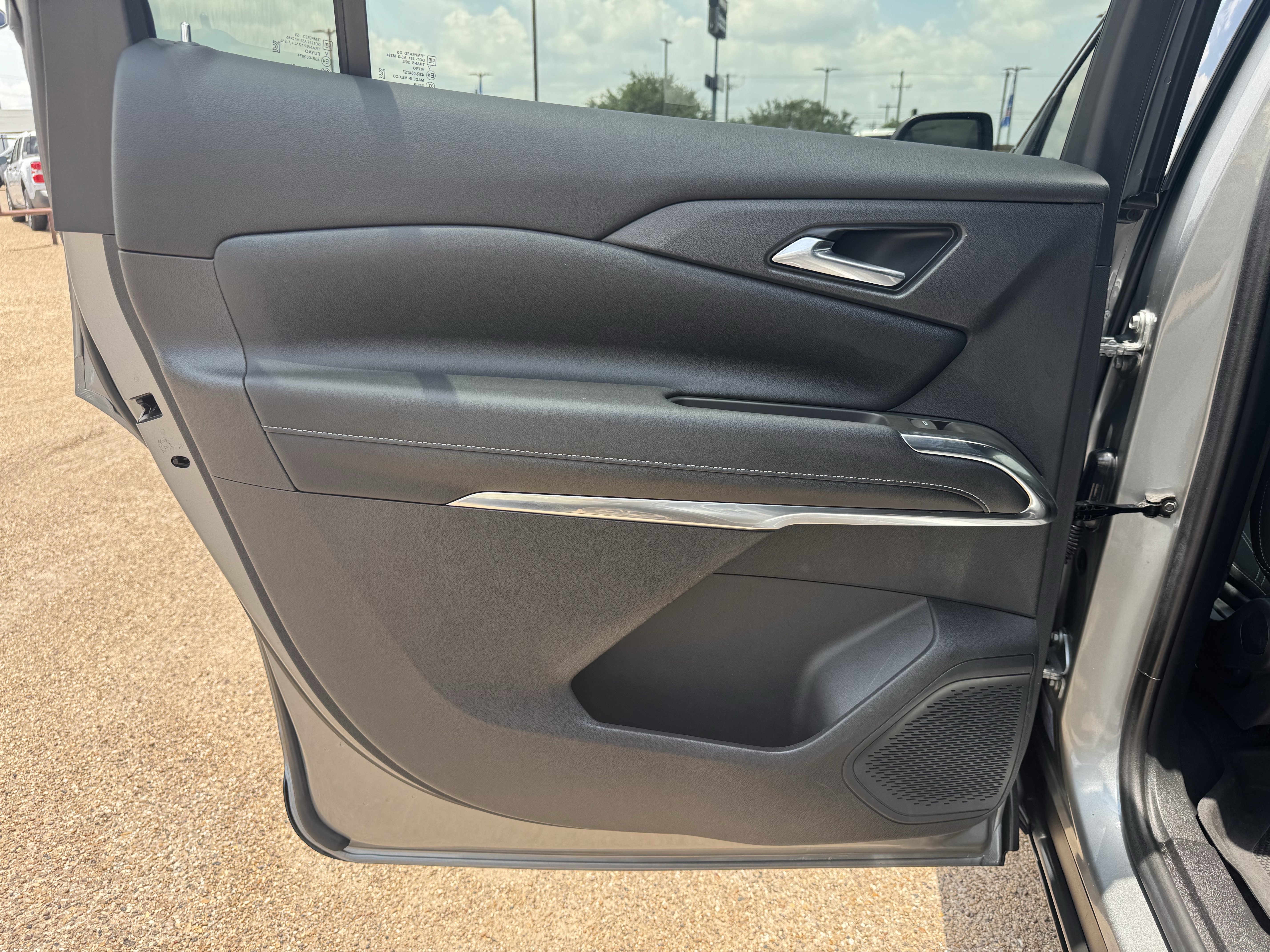 Used 2024 Chevrolet Traverse LS w/ LPO, Floor Liner Package FWD image 24
