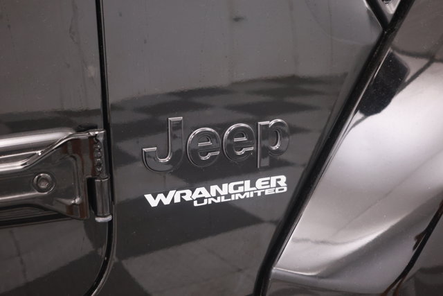 Used 2021 Jeep Wrangler Unlimited Sahara AWD/4WD image 15