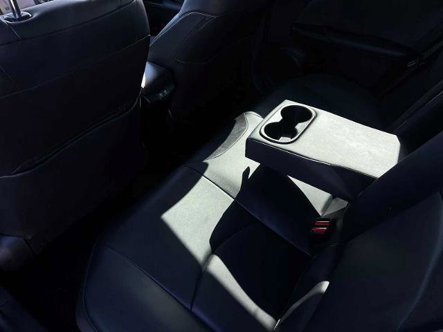 Used 2022 Toyota Prius Prime Limited image 13