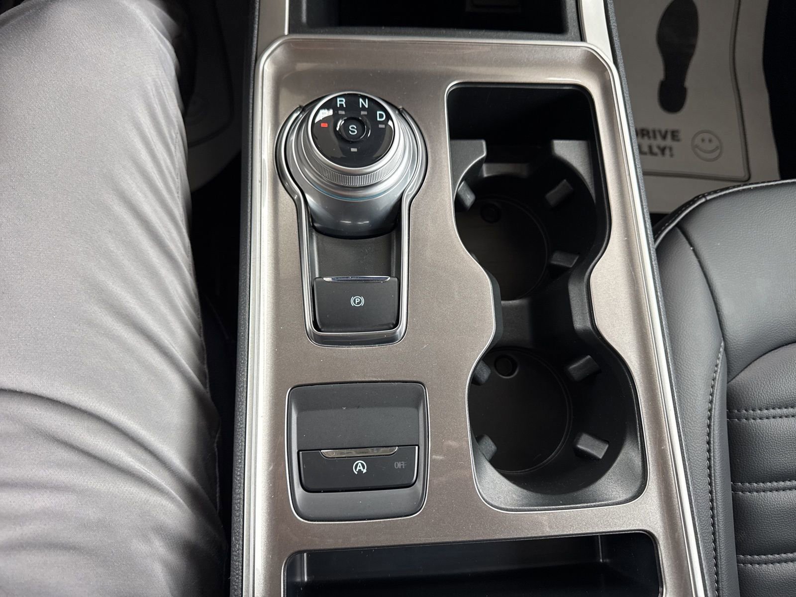 Certified 2024 Ford Edge SEL w/ Convenience Package image 36