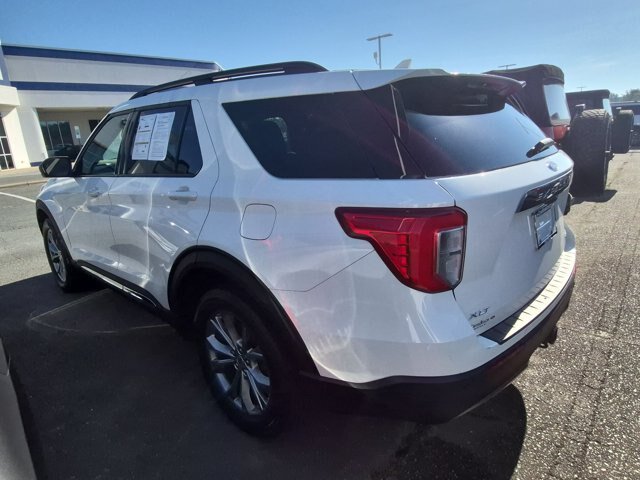 Certified 2023 Ford Explorer XLT w/ Equipment Group 202A AWD/4WD image 6