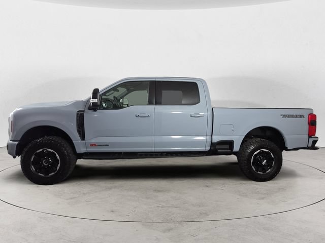 Certified 2025 Ford F350 Platinum w/ Tremor Off-Road Package AWD/4WD image 2