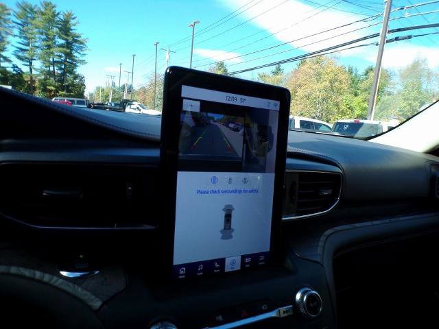 Certified 2020 Ford Explorer Platinum w/ Premium Technology Package image 22