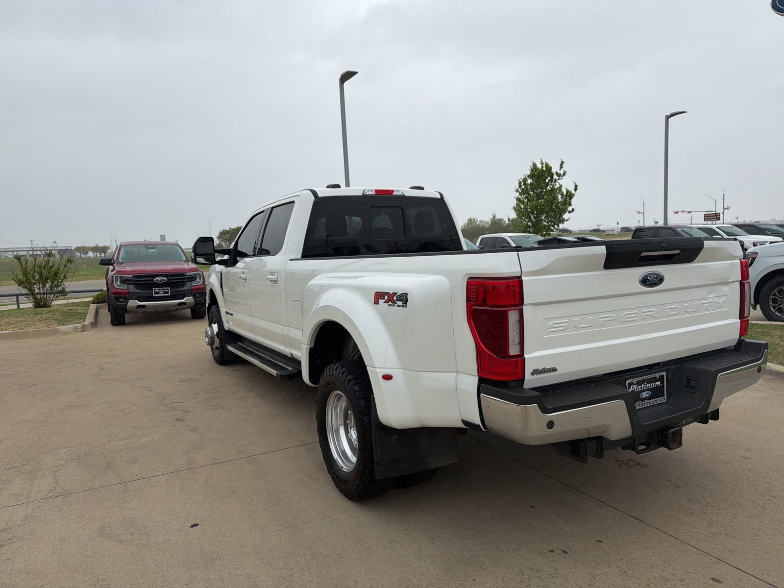 Certified 2022 Ford F350 Lariat w/ Lariat Ultimate Package AWD/4WD image 3