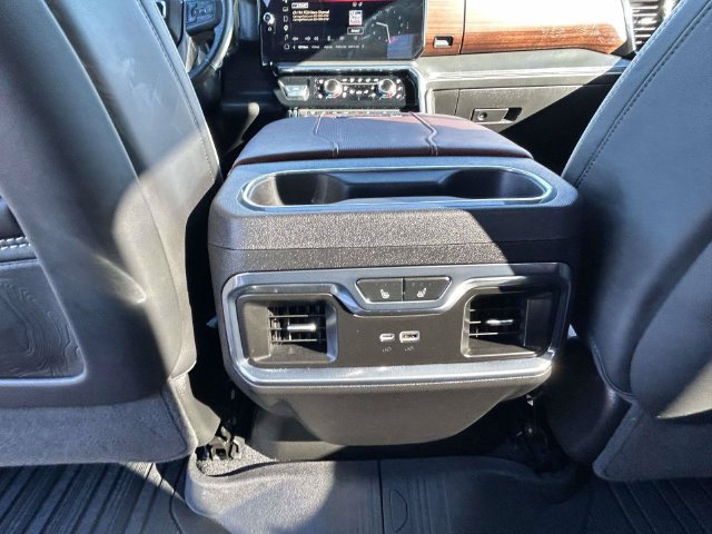 Used 2025 GMC Sierra 2500 Denali Ultimate w/ Max Trailering Package AWD/4WD image 14