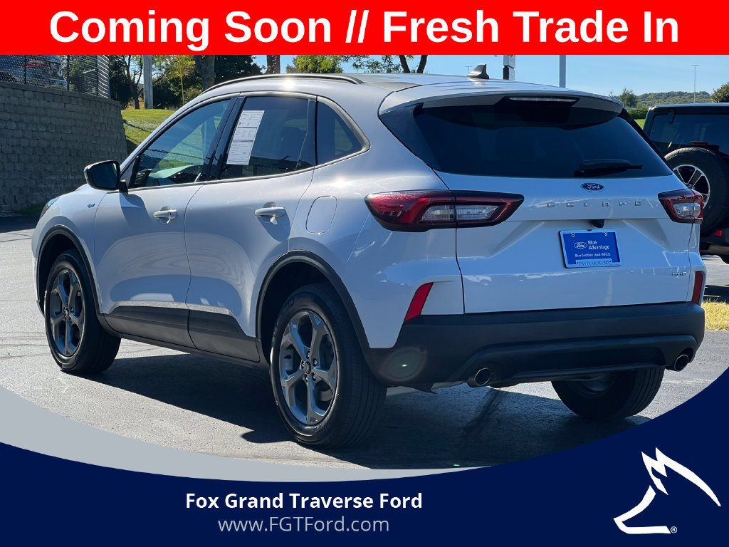 Certified 2025 Ford Escape ST-Line Select AWD/4WD image 42