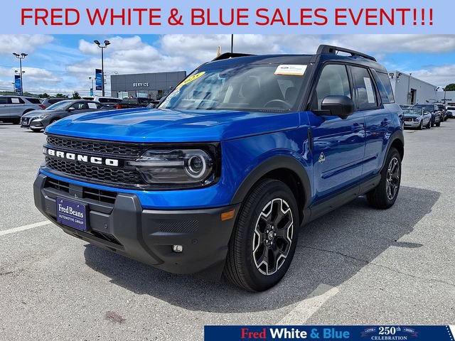 Certified 2025 Ford Bronco Sport Outer Banks w/ Outer Banks Tech Package+ AWD/4WD image 4