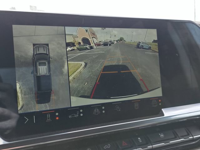 Used 2025 Chevrolet Silverado 1500 LT w/ Safety Package image 18