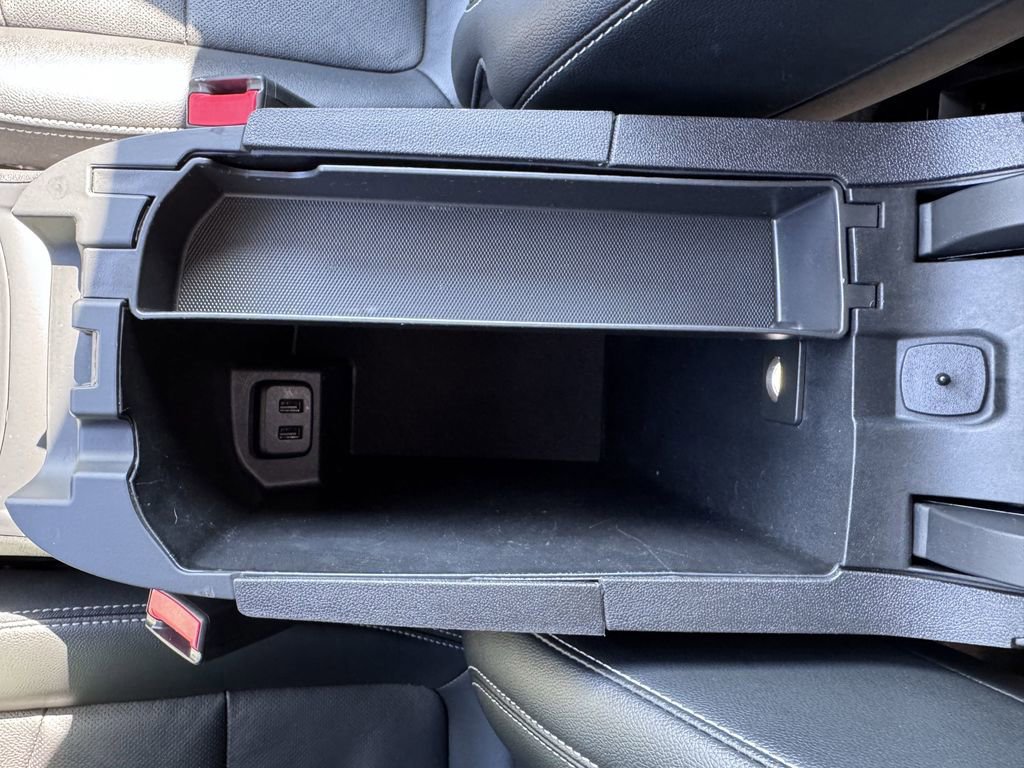 Used 2023 GMC Terrain SLT image 23