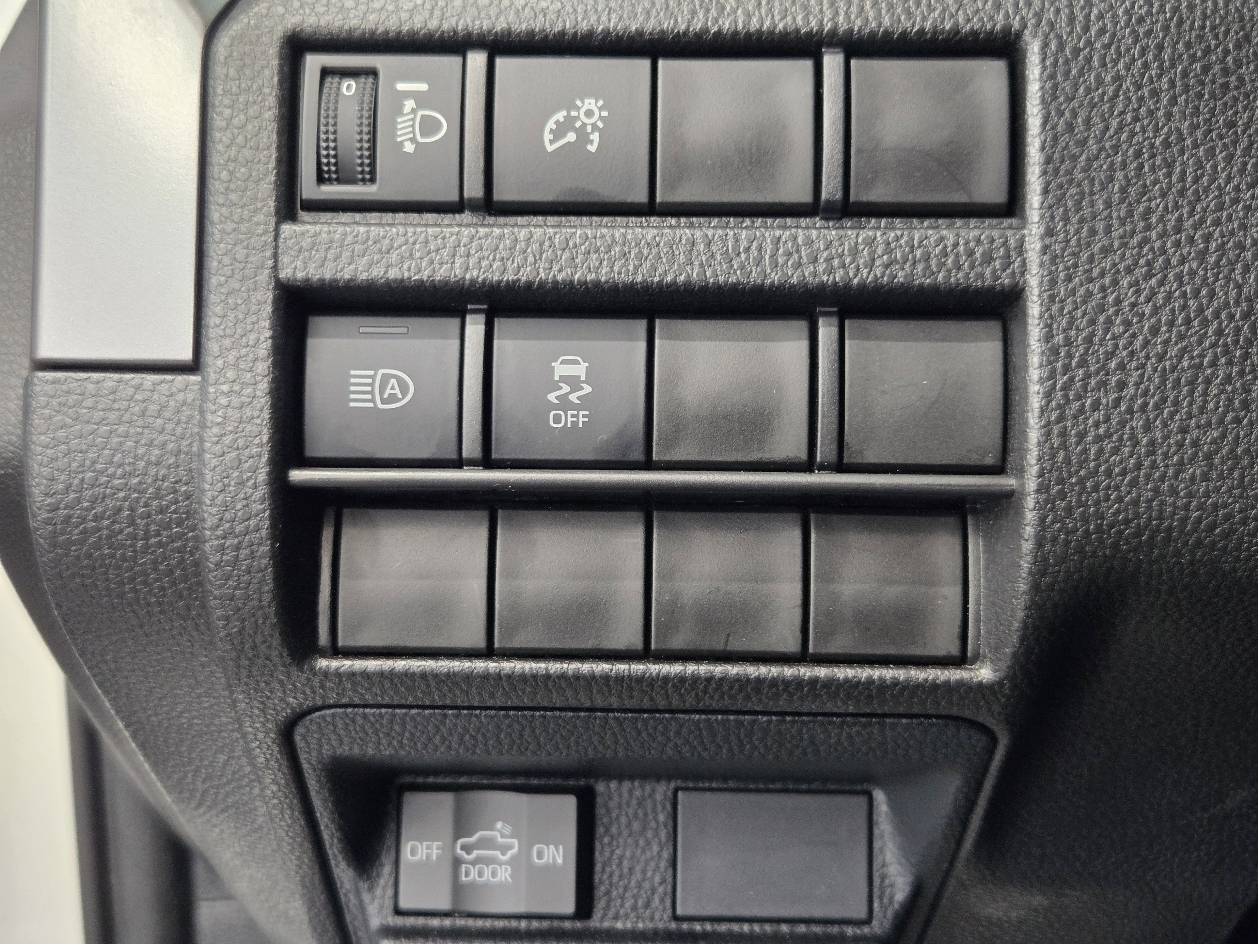 Used 2025 Toyota Tacoma SR5 RWD image 23