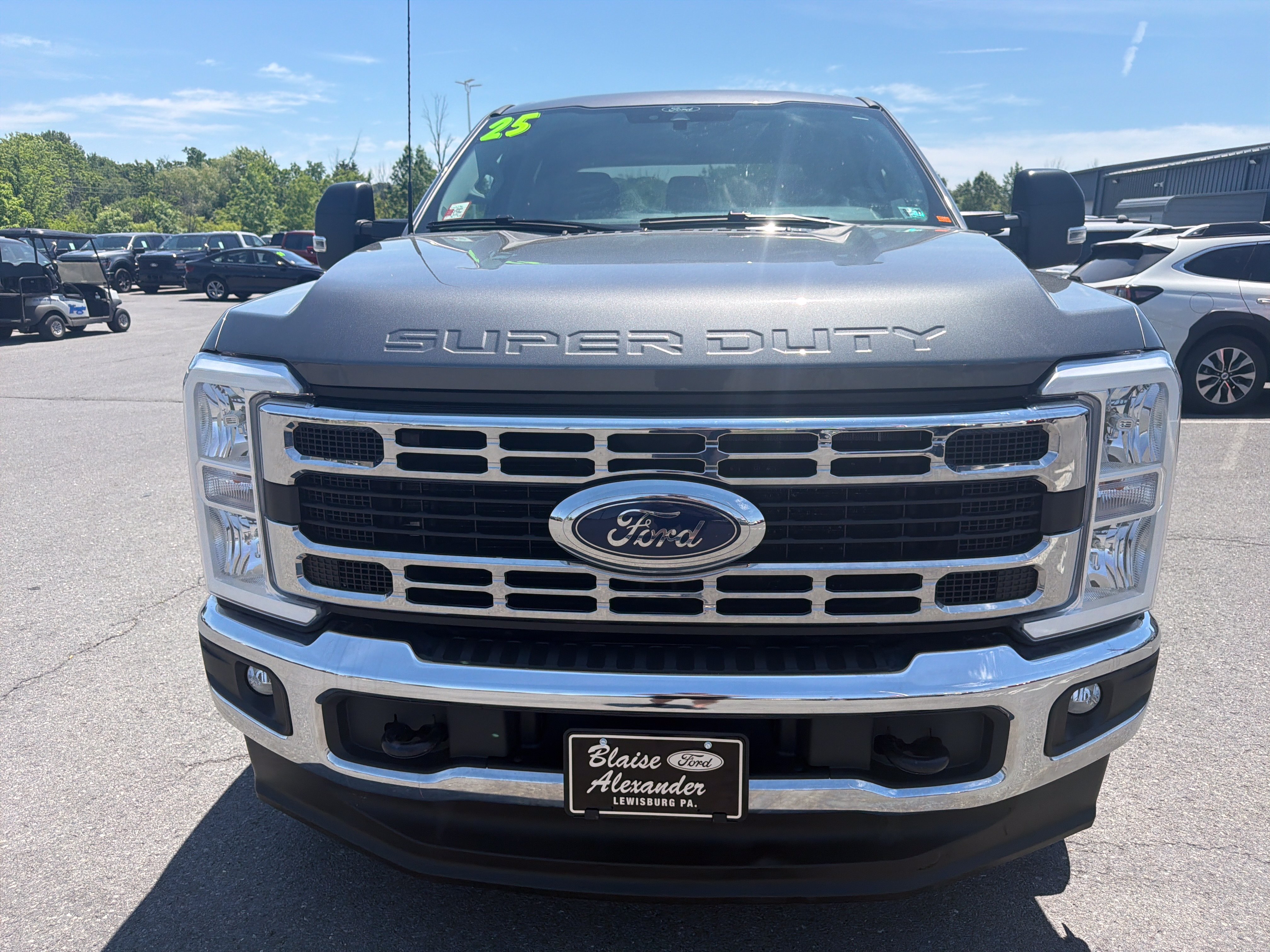 Certified 2025 Ford F250 XLT AWD/4WD image 9