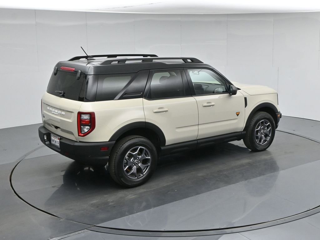 Certified 2024 Ford Bronco Sport Badlands w/ Premium Package AWD/4WD image 46