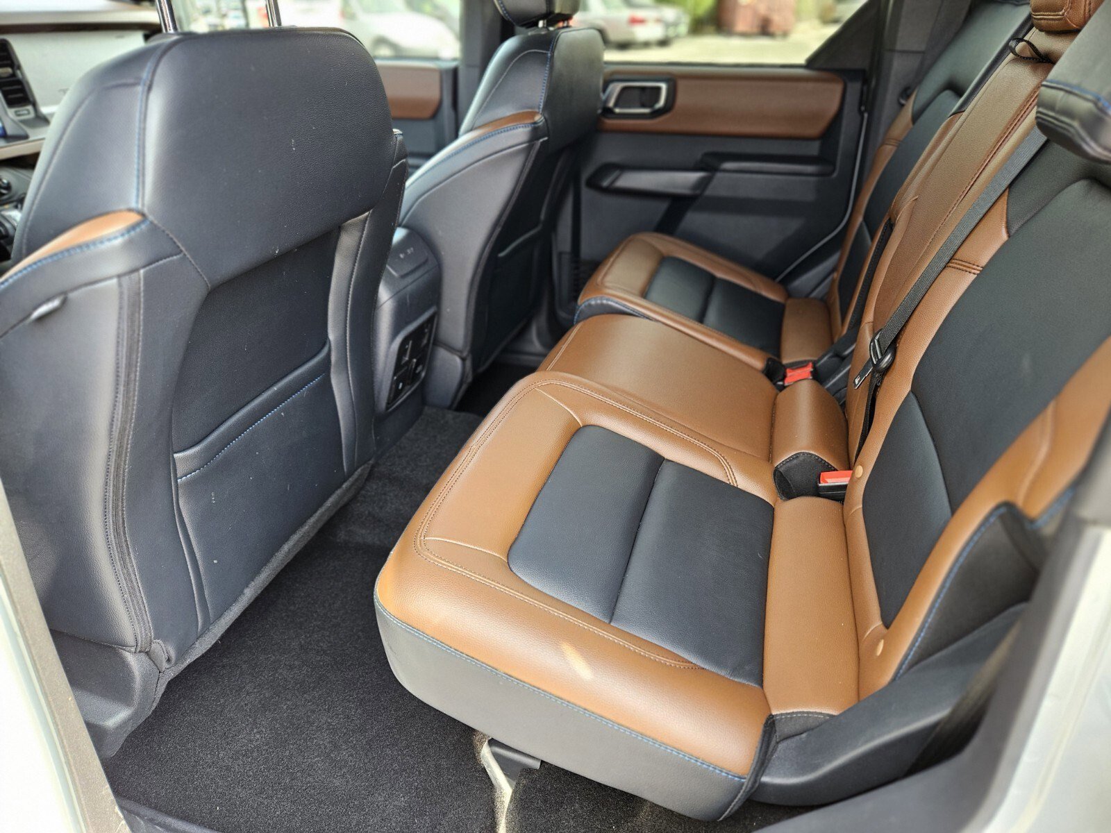 Certified 2024 Ford Bronco Outer Banks image 17