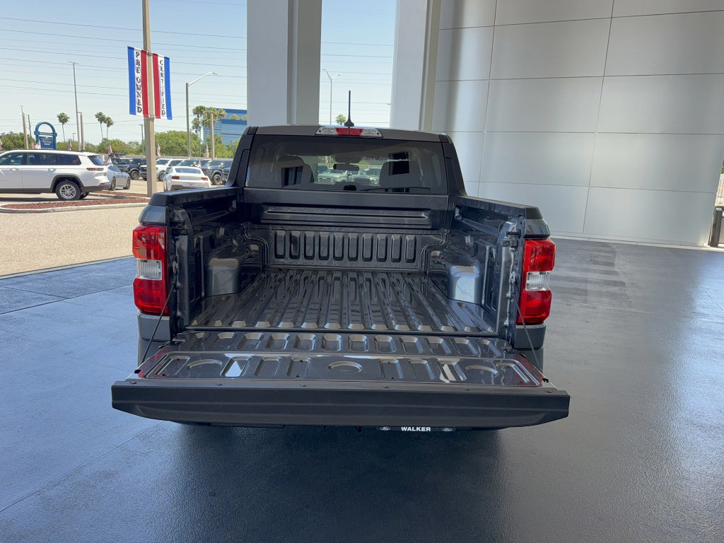 Certified 2023 Ford Maverick XL FWD image 7