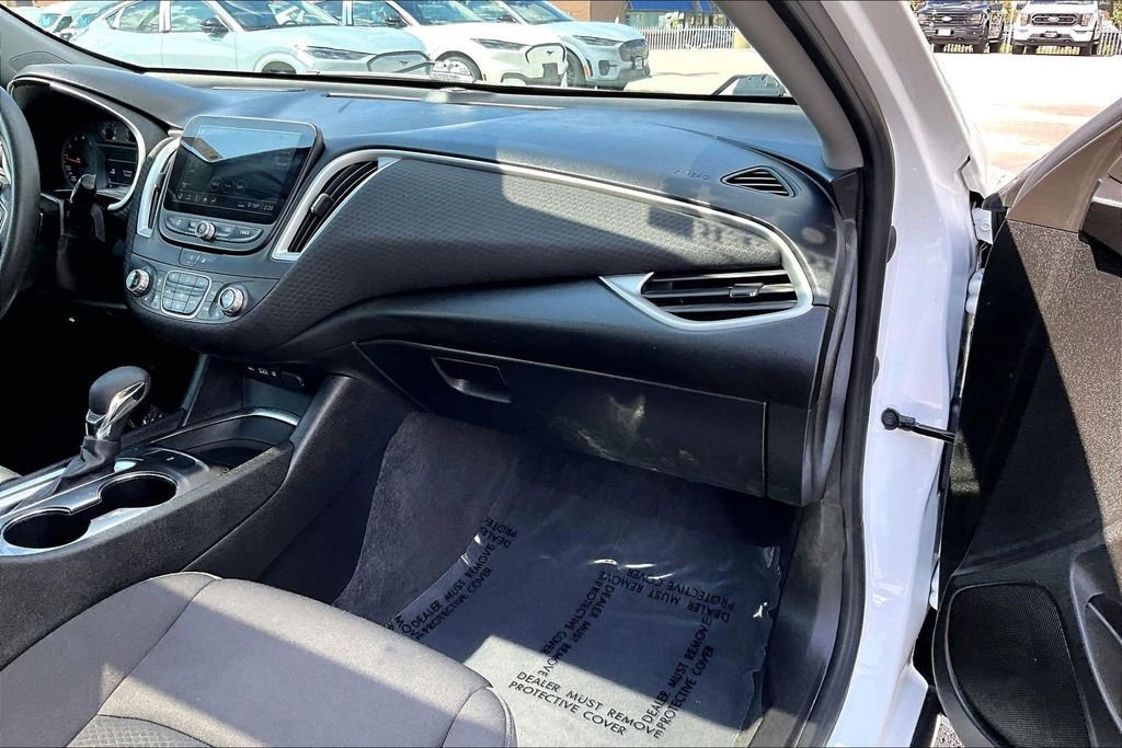 Used 2023 Chevrolet Malibu LT image 15