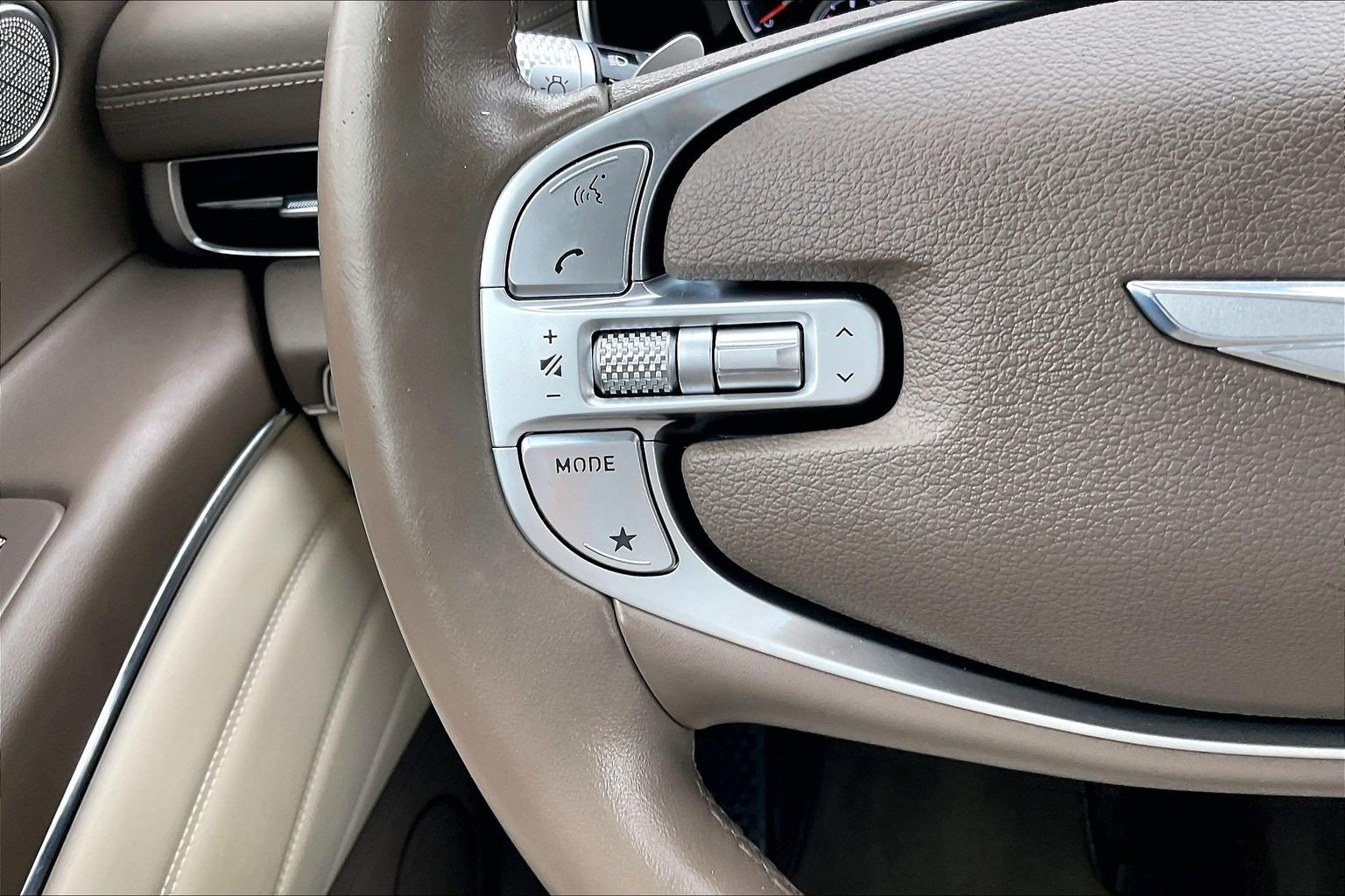 Used 2023 Genesis GV80 3.5T AWD/4WD image 17