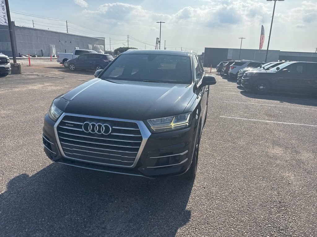 Used 2018 Audi Q7 2.0T Premium Plus w/ Premium Plus Package AWD/4WD image 4