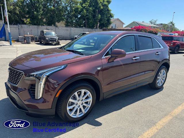Used 2022 Cadillac XT4 Luxury FWD image 1