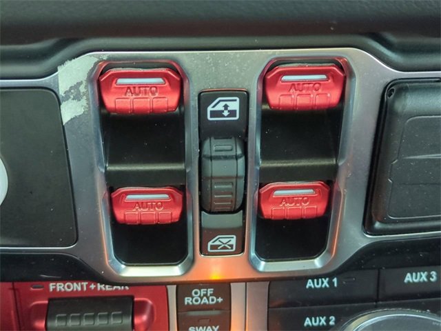 Used 2024 Jeep Wrangler Unlimited Rubicon w/ Safety Group image 22