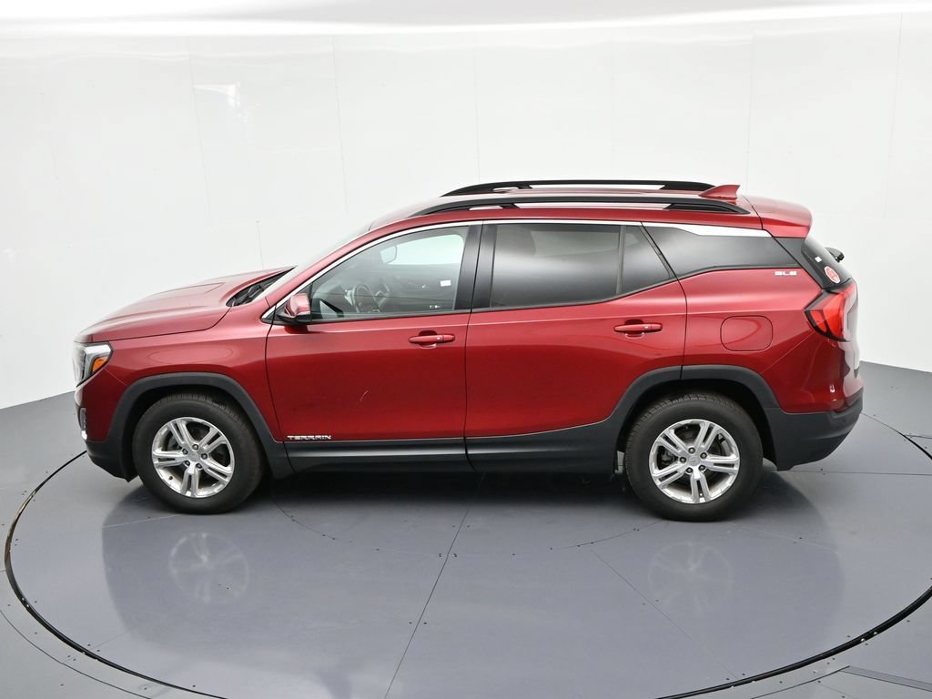 Used 2018 GMC Terrain SLE w/ Driver Convenience Package FWD image 19
