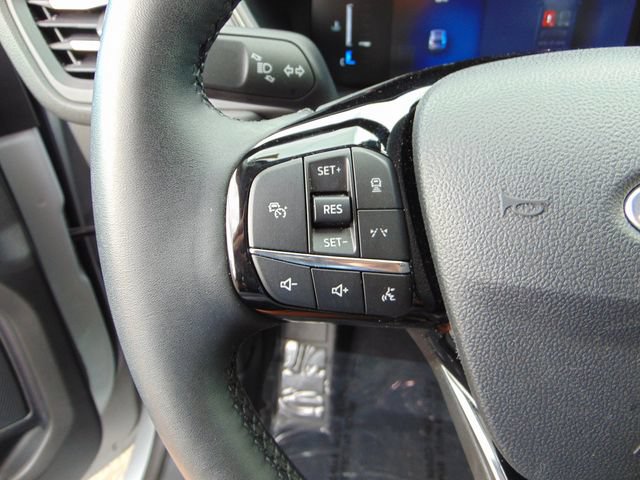 Certified 2026 Ford Escape SE FWD image 18