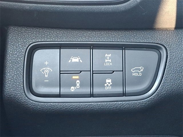 Used 2019 Hyundai Santa Fe Limited image 24