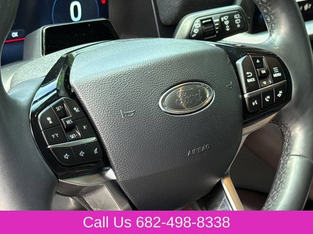Certified 2025 Ford Explorer Platinum RWD image 30