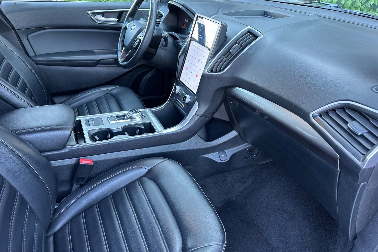 Certified 2024 Ford Edge SEL image 18