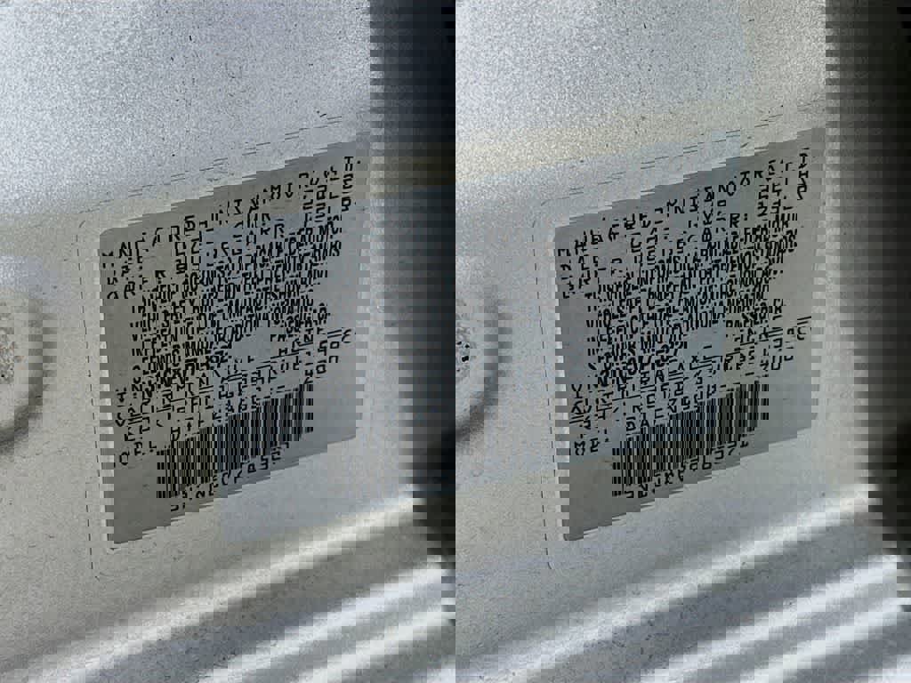 Used 2023 Nissan Versa SV image 25