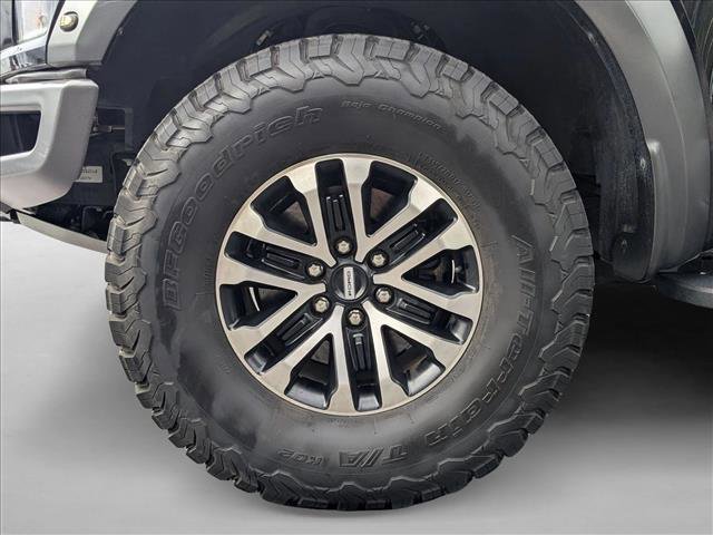Certified 2019 Ford F150 Raptor w/ Equipment Group 802A Luxury image 22