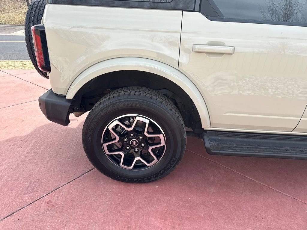 Certified 2025 Ford Bronco Outer Banks AWD/4WD image 32