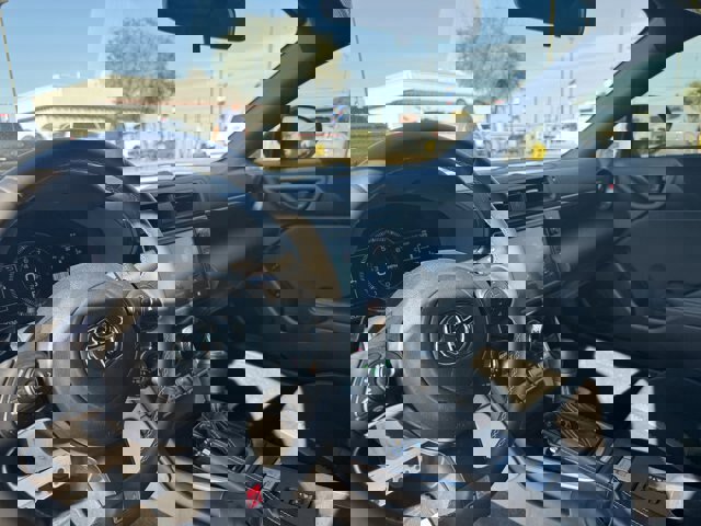 Used 2024 Toyota GR86 Premium image 23