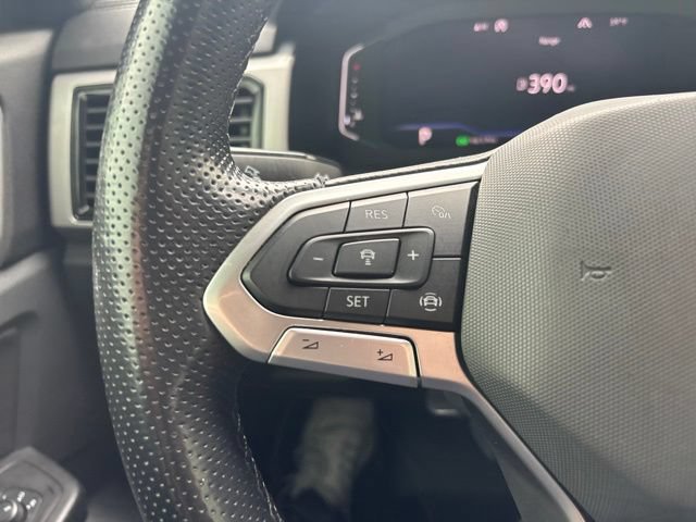 Used 2020 Volkswagen Atlas Cross Sport SEL Premium R-Line AWD/4WD image 20