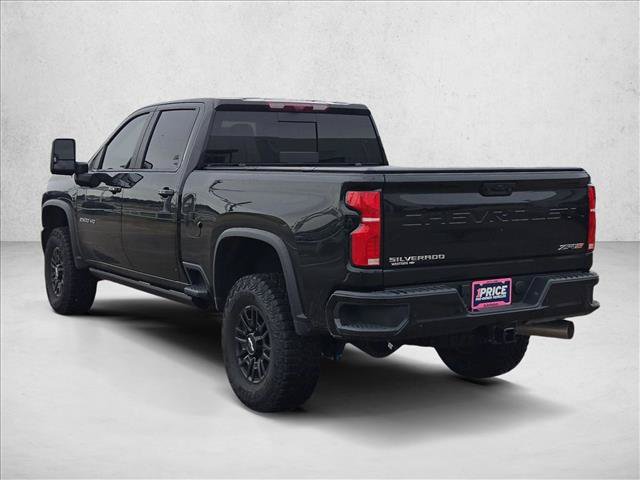 Used 2025 Chevrolet Silverado 2500 ZR2 w/ Technology Package AWD/4WD image 7