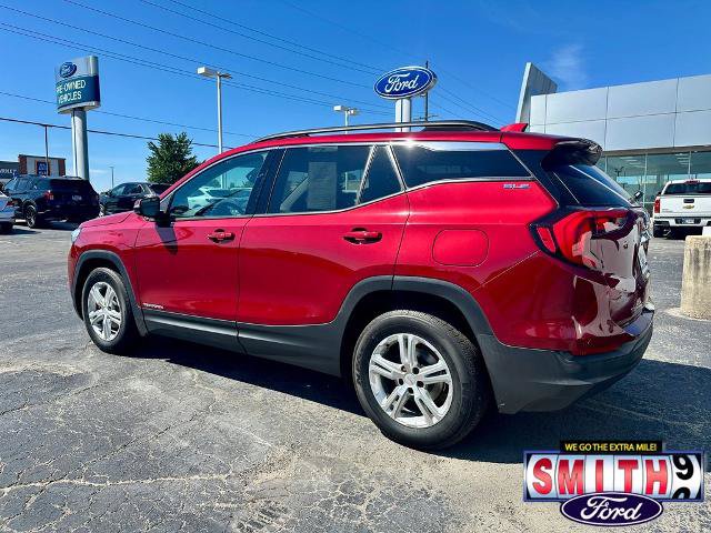 Used 2020 GMC Terrain SLE w/ Driver Convenience Package FWD image 4