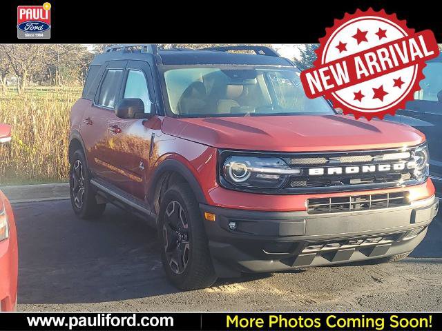 Certified 2022 Ford Bronco Sport Outer Banks w/ Tech Package AWD/4WD image 2