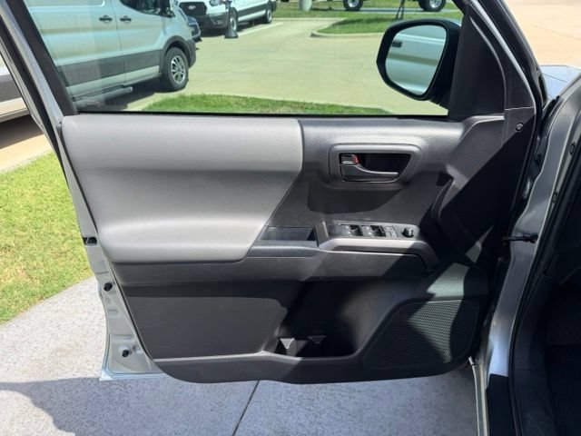 Used 2023 Toyota Tacoma SR5 RWD image 8