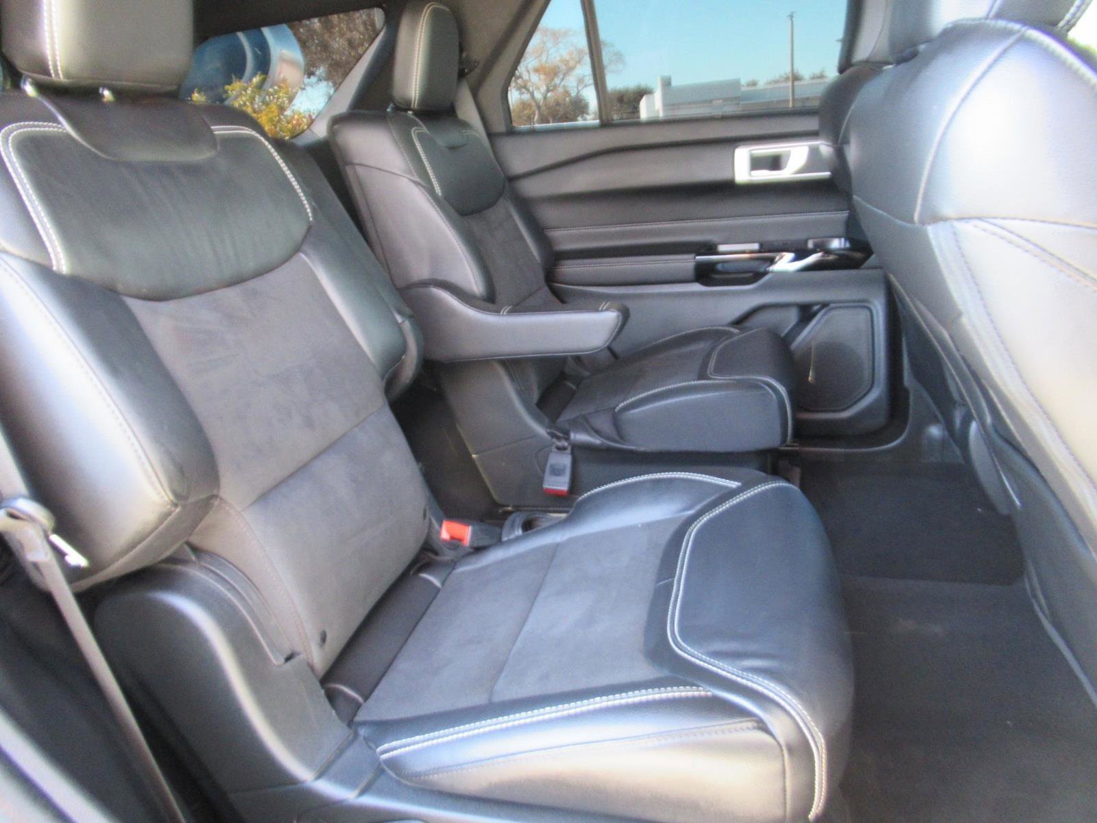 Certified 2023 Ford Explorer ST image 27