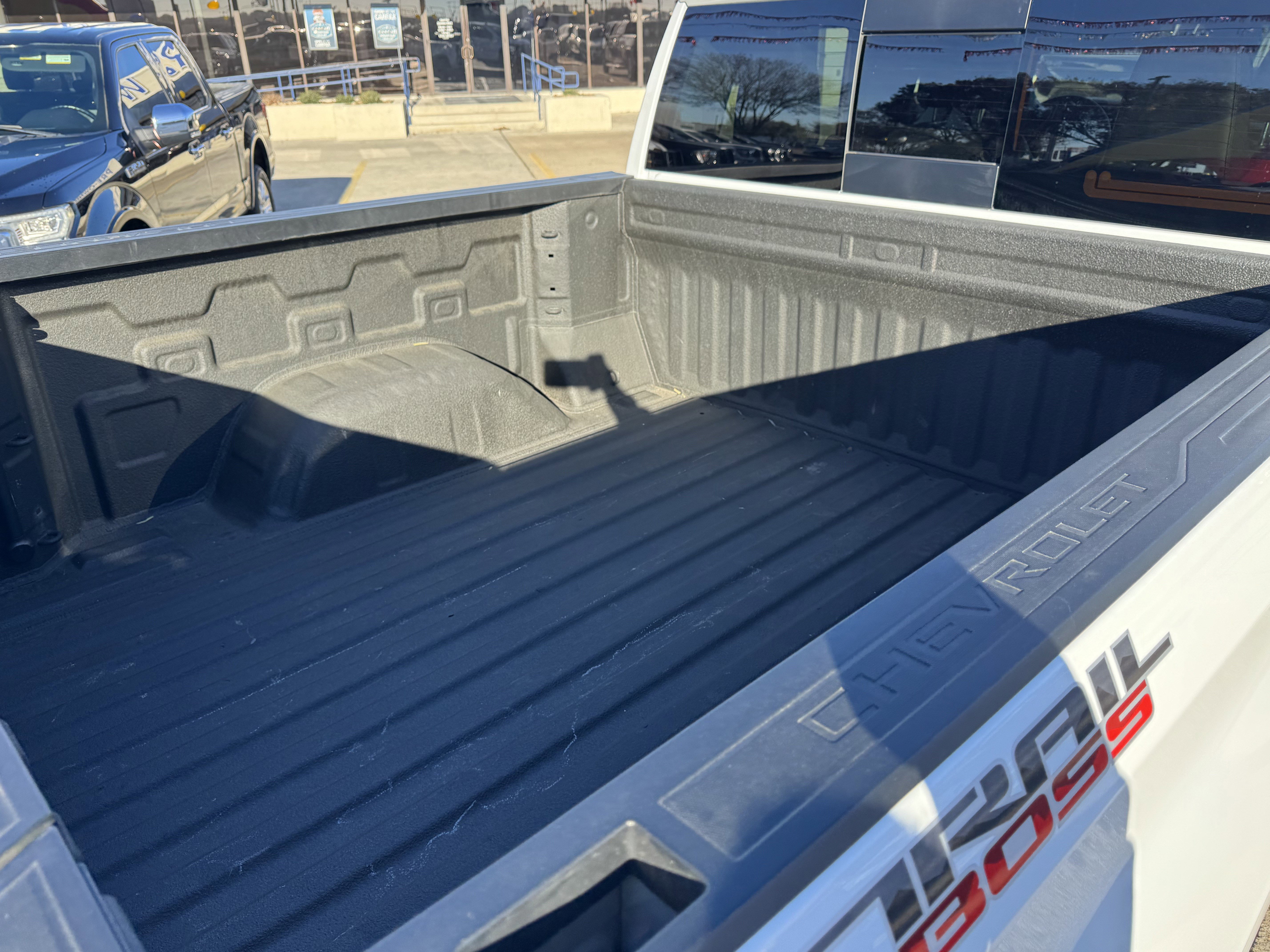 Used 2025 Chevrolet Silverado 1500 LT Trail Boss w/ Convenience Package II image 12