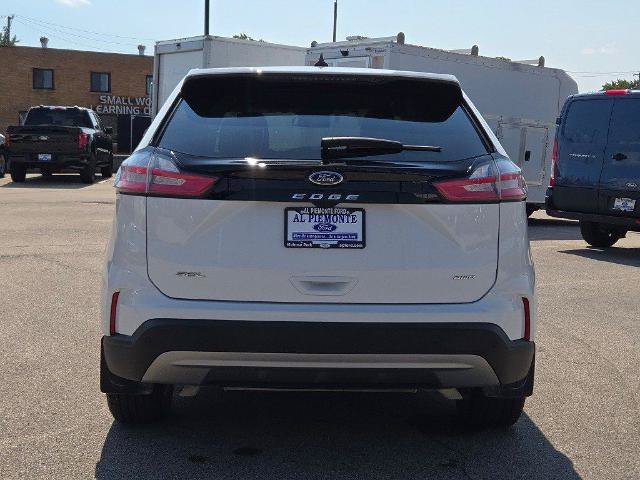 Certified 2024 Ford Edge SEL w/ Convenience Package AWD/4WD image 13