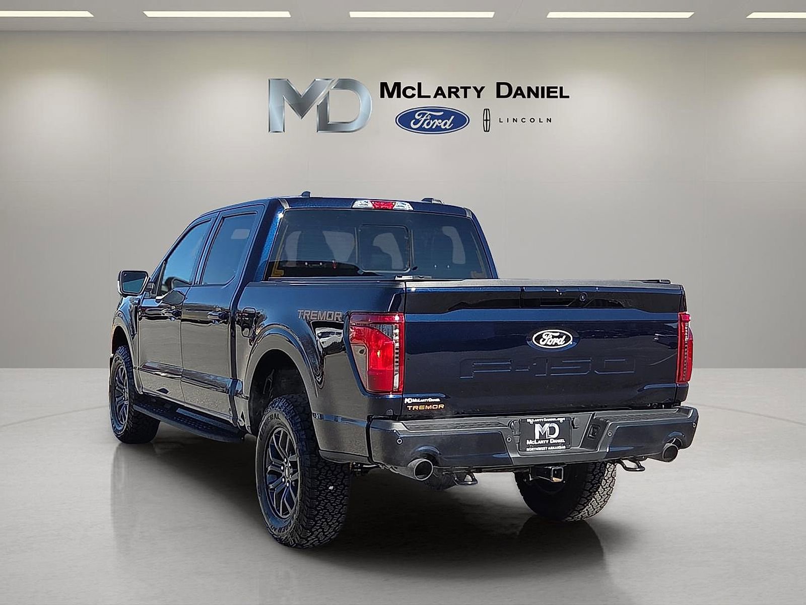 Certified 2025 Ford F150 Tremor w/ Tow/Haul Package AWD/4WD image 4