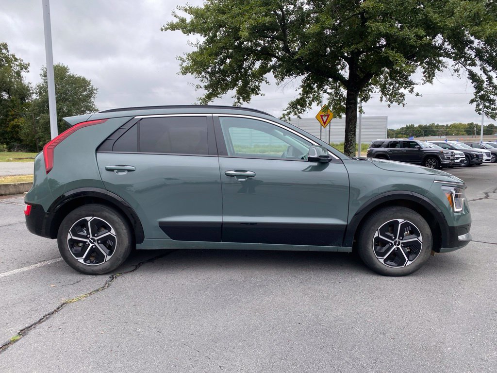 Used 2026 Kia Niro FWD image 8