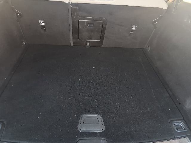 Used 2023 Volvo XC60 B5 Plus image 50