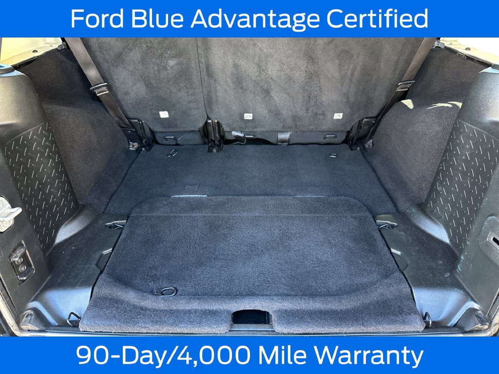 Used 2018 Jeep Wrangler Unlimited Sahara w/ Connectivity Group AWD/4WD image 7