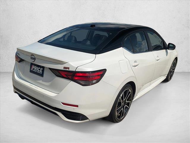 Used 2025 Nissan Sentra SR w/ SR Premium Package FWD image 5