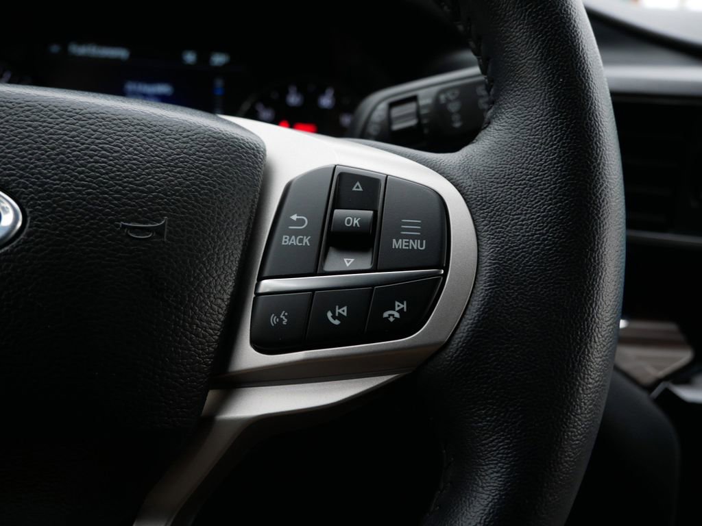 Certified 2023 Ford Explorer Limited w/ Limited Technology Package image 20