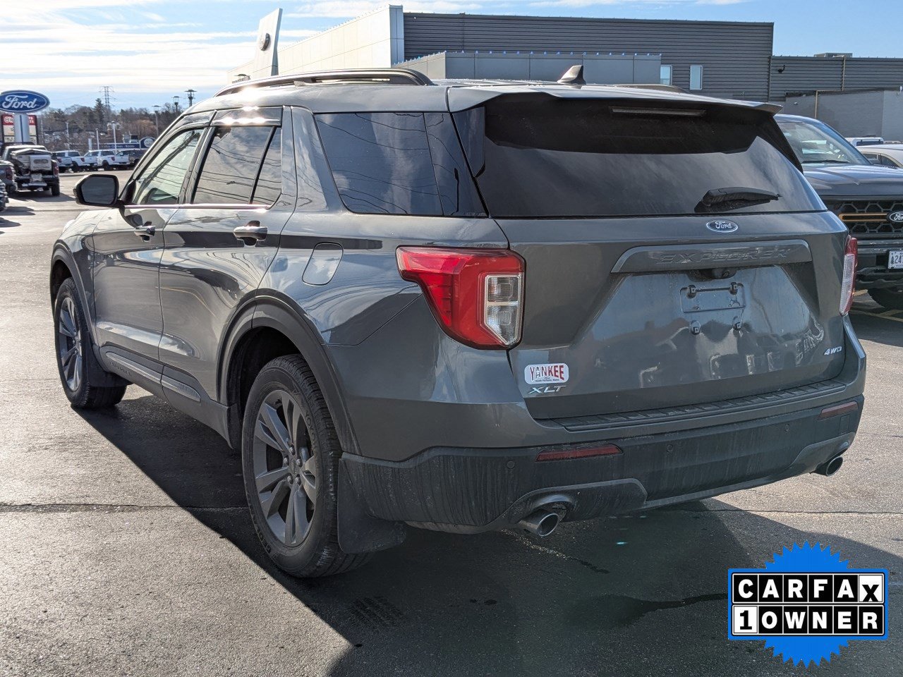 Certified 2024 Ford Explorer XLT w/ Equipment Group 202A image 3