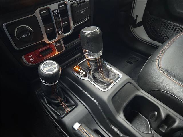 Used 2022 Jeep Gladiator Mojave w/ LED Lighting Group AWD/4WD image 11