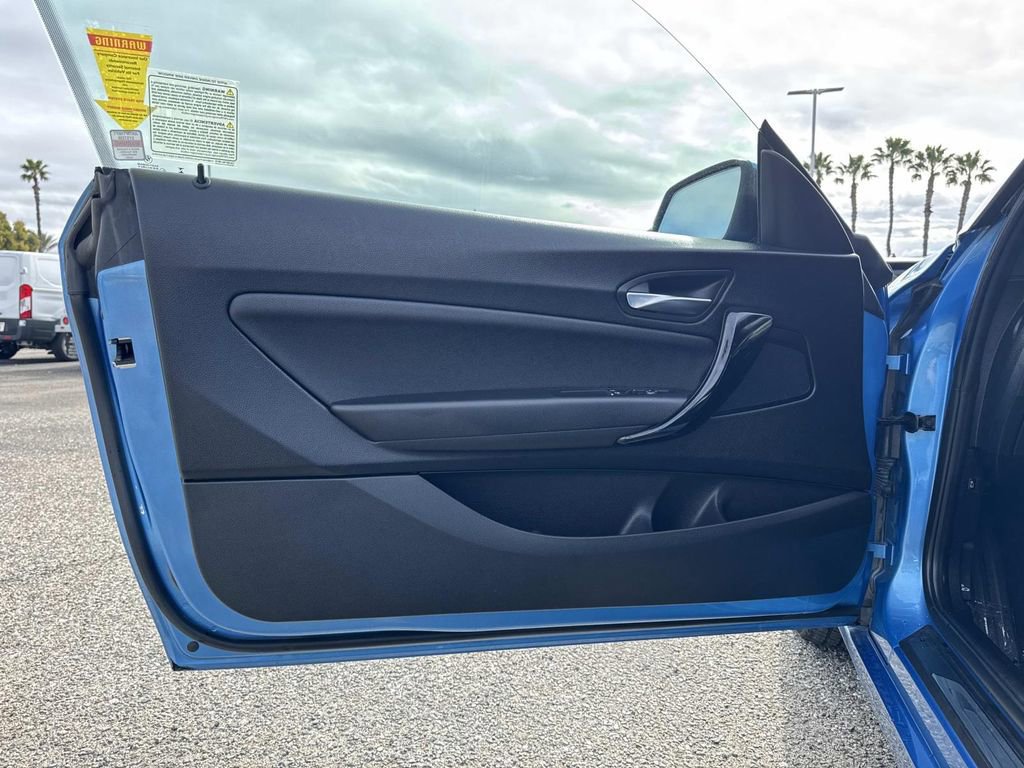 Used 2020 BMW 230i Coupe w/ Premium Package image 19